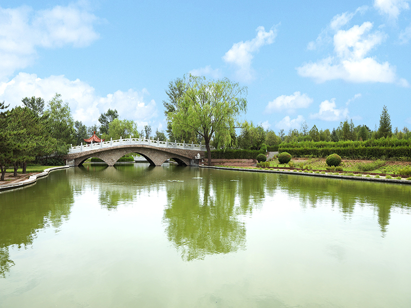 中华永久陵园——从市区可以坐公交直达的周边陵园（陵园怎么样）